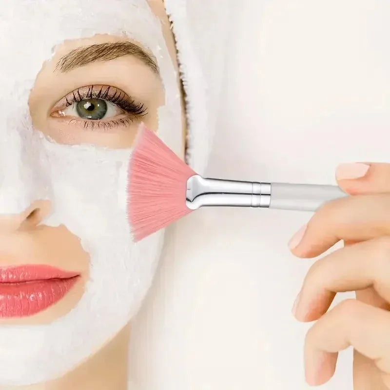 Kit com 3 Pincéis de Aplicação de Maquiagem e Skincare em Silicone e Cerdas Sintéticas para Máscaras, Base e Produtos… - foto 2